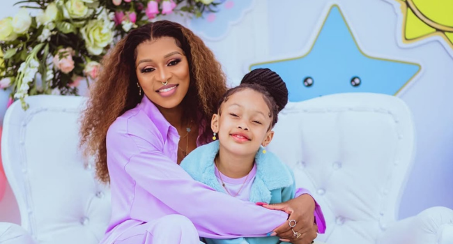 dj-zinhle-opens-up-about-life-after-aka’s-passing:-“i-was-not-prepared-to-raise-a-grieving-child”